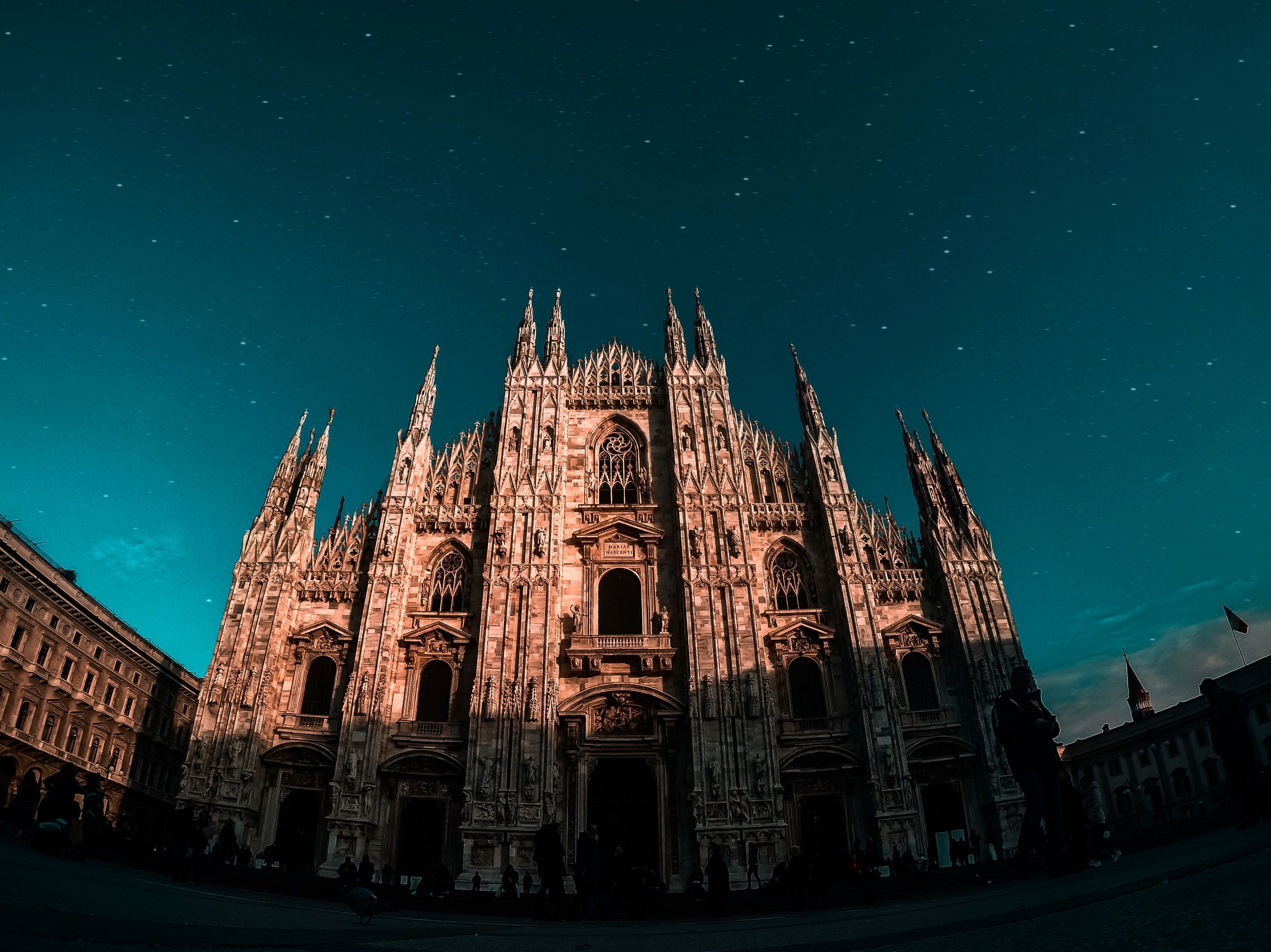 benjamin-voros-JhjDL3TZKJk-unsplash