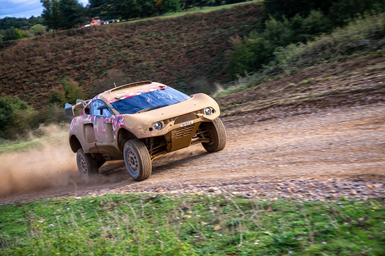 Bahrain Raid Xtreme unleashes T1 vehicle at first test in Millbrook (1)