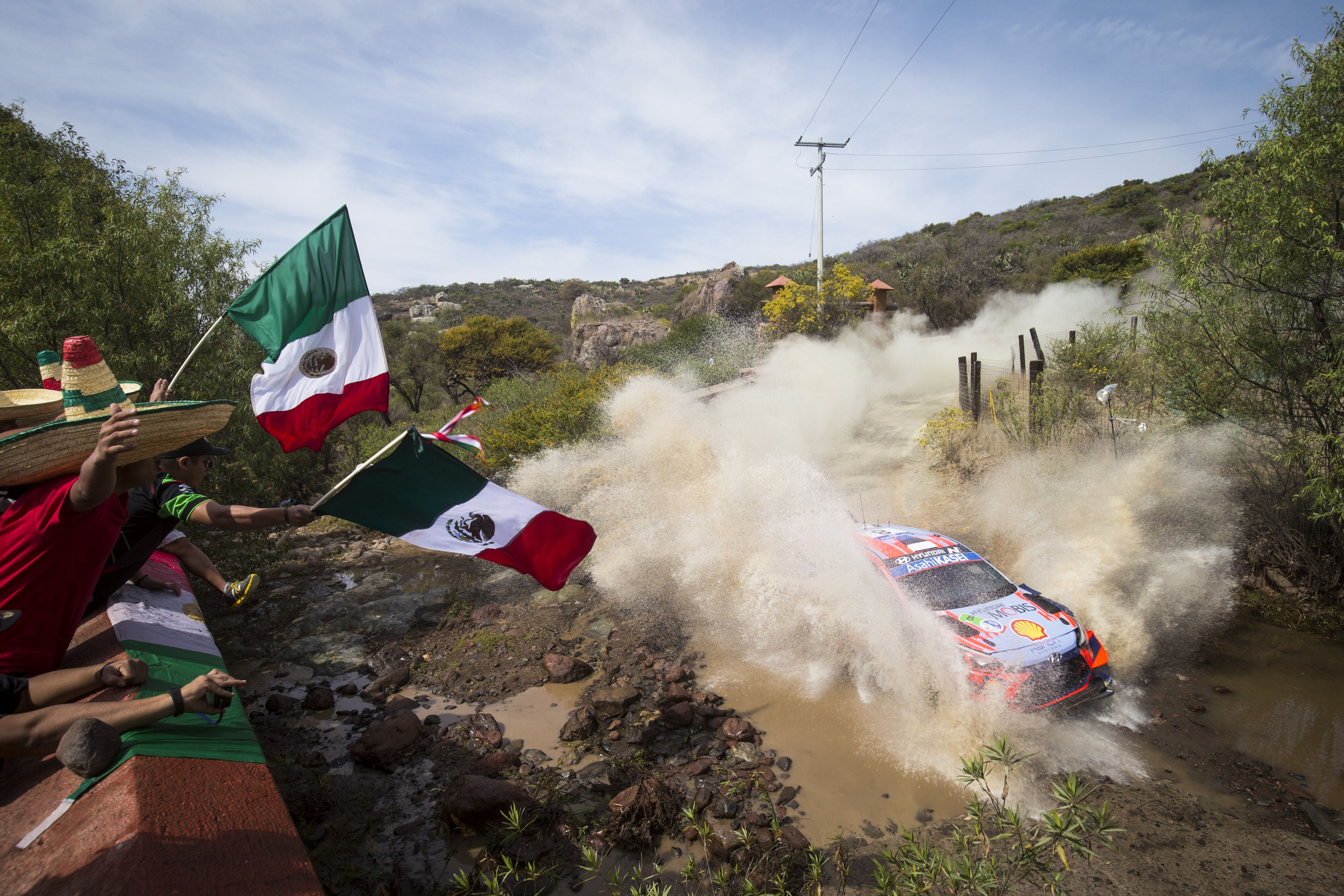 Tanak03MEX20mj0154