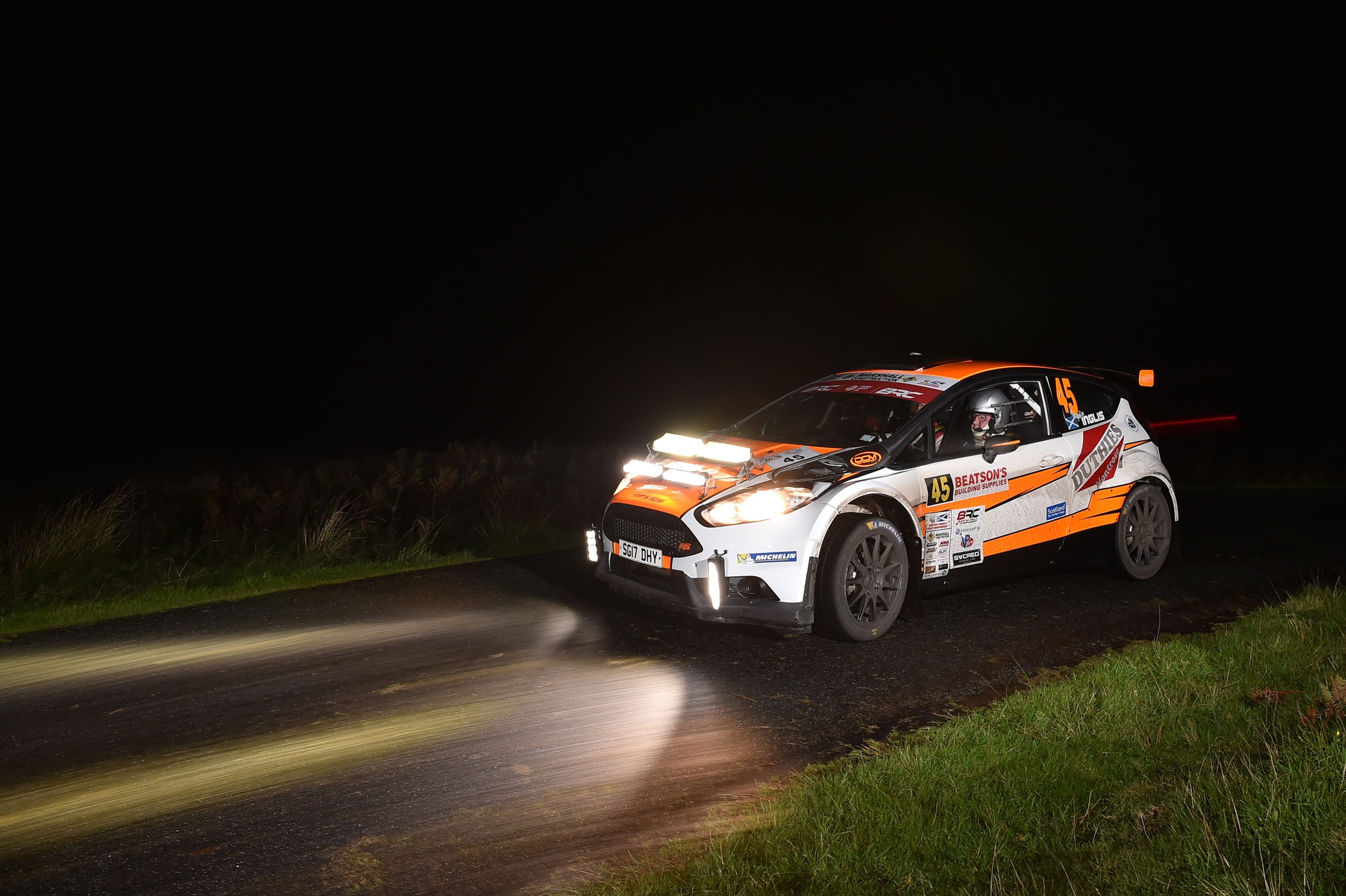 45 Alistair Inglis / Colin Inglis – Ford Fiesta R5