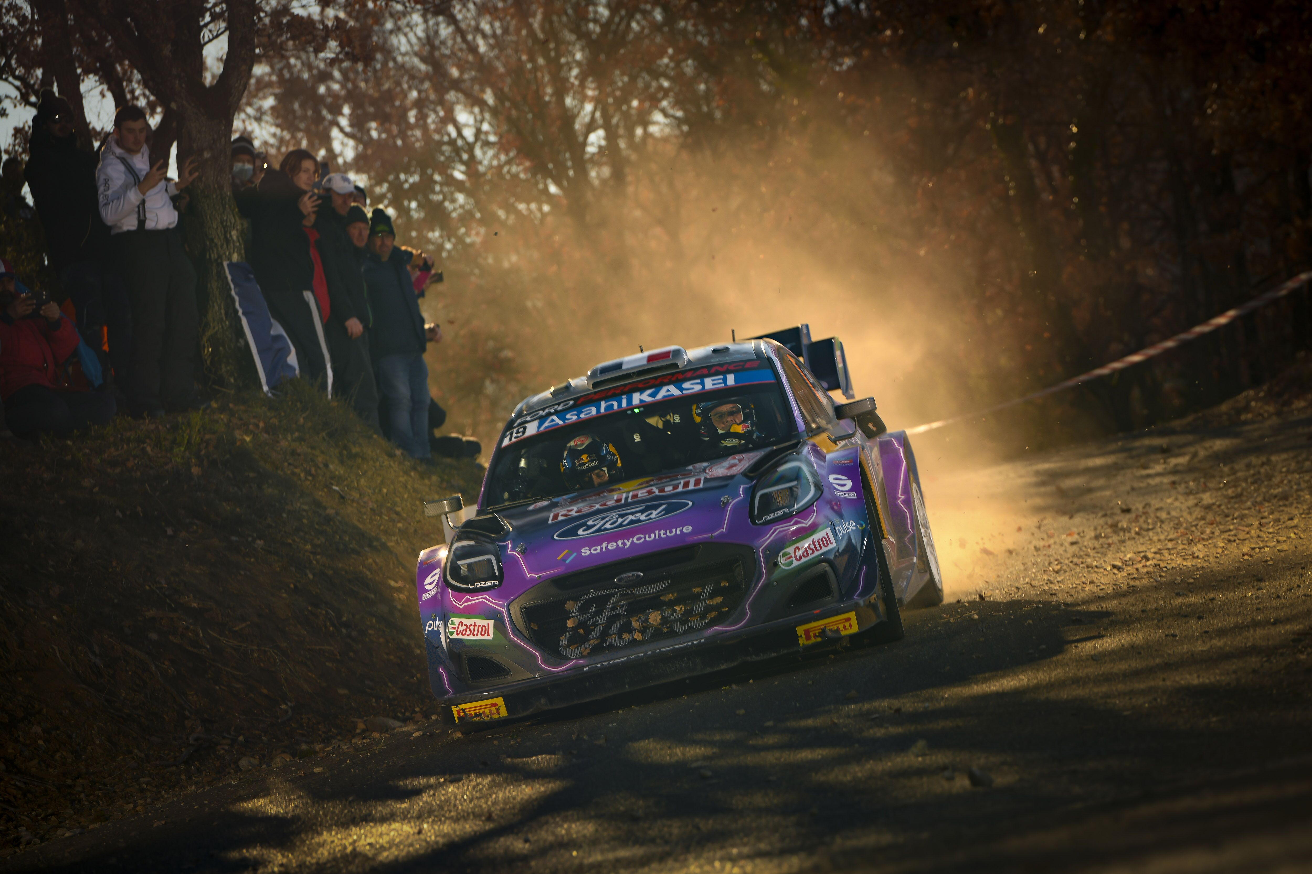 Loeb01MC22cm723