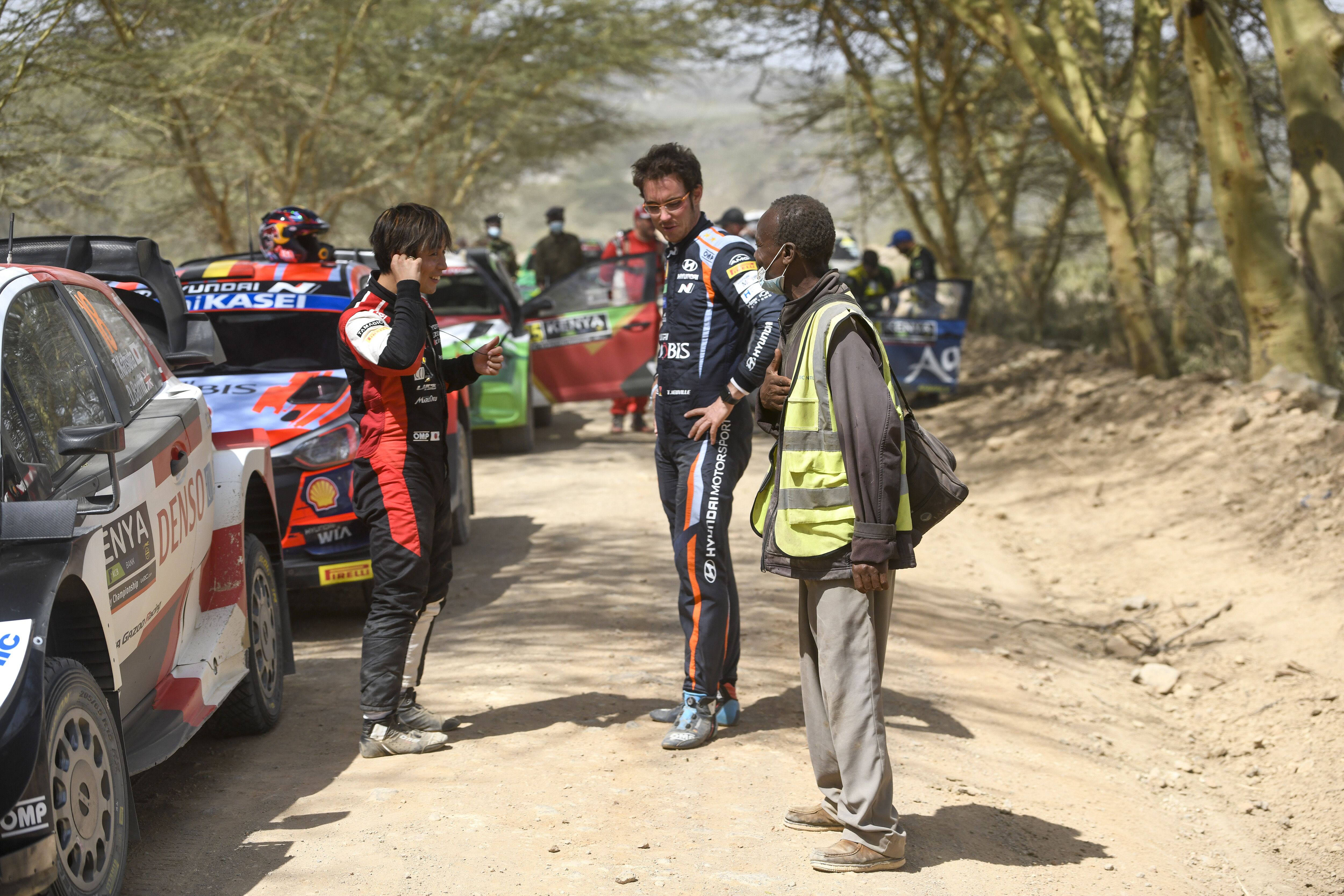 Neuville06EAK21rk490