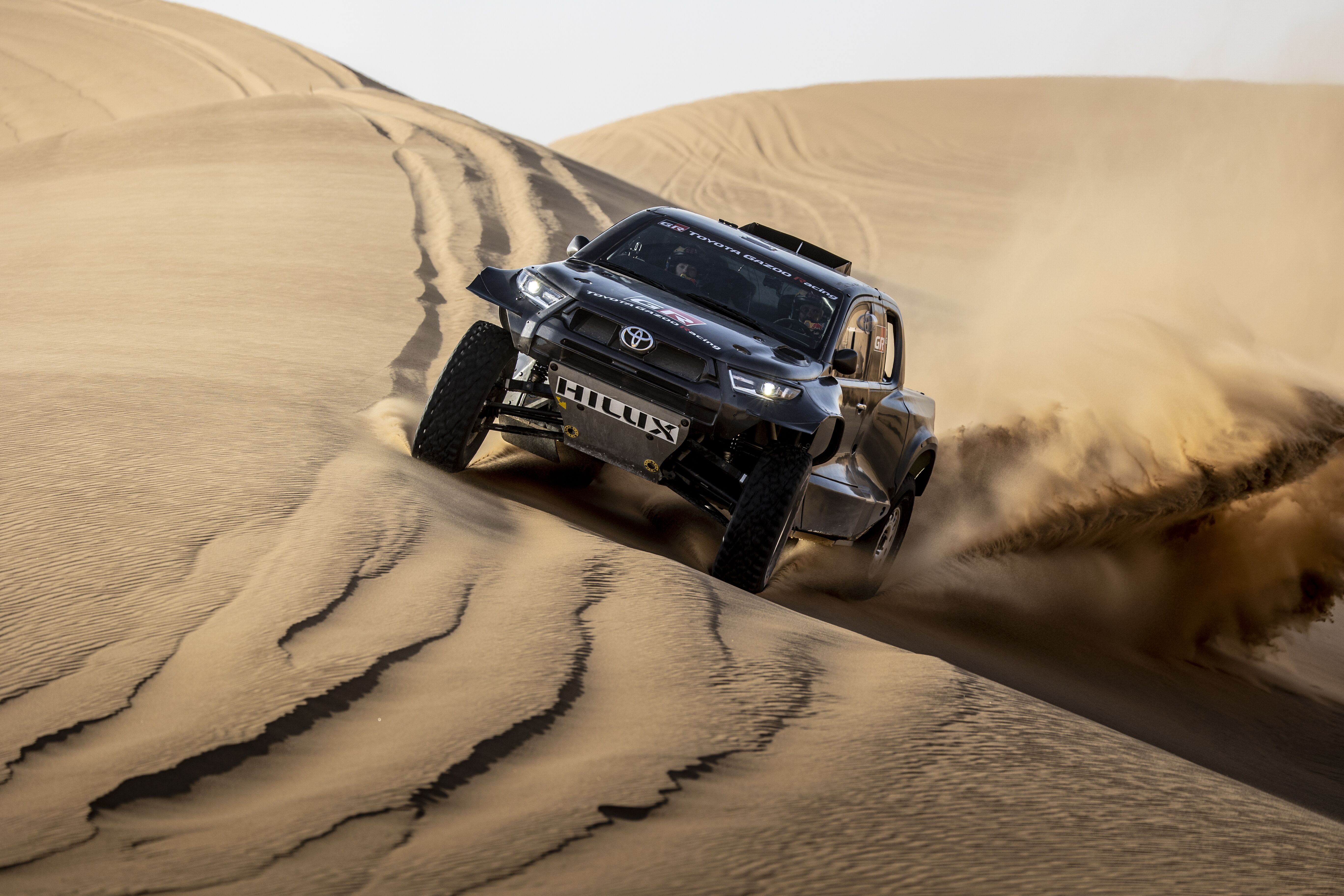 DAKAR_2022_Team_010