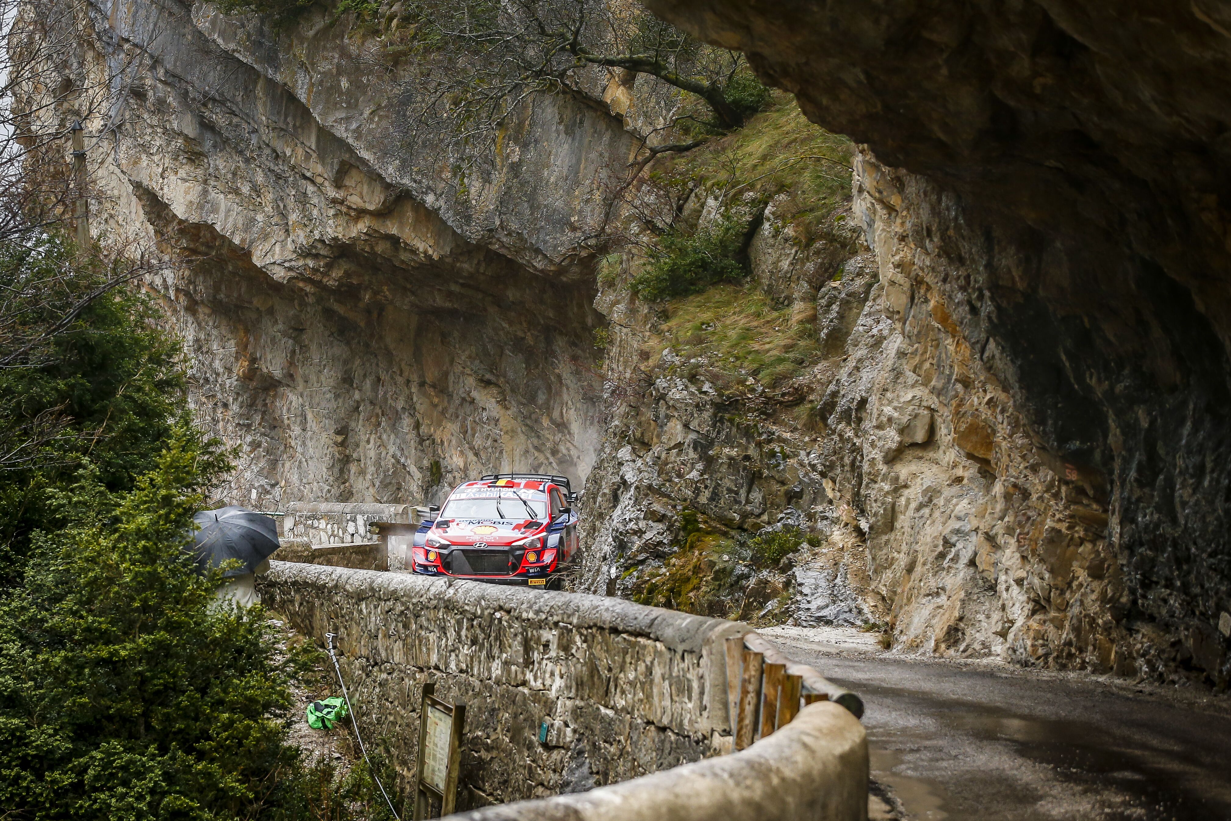Neuville01MC21cm346