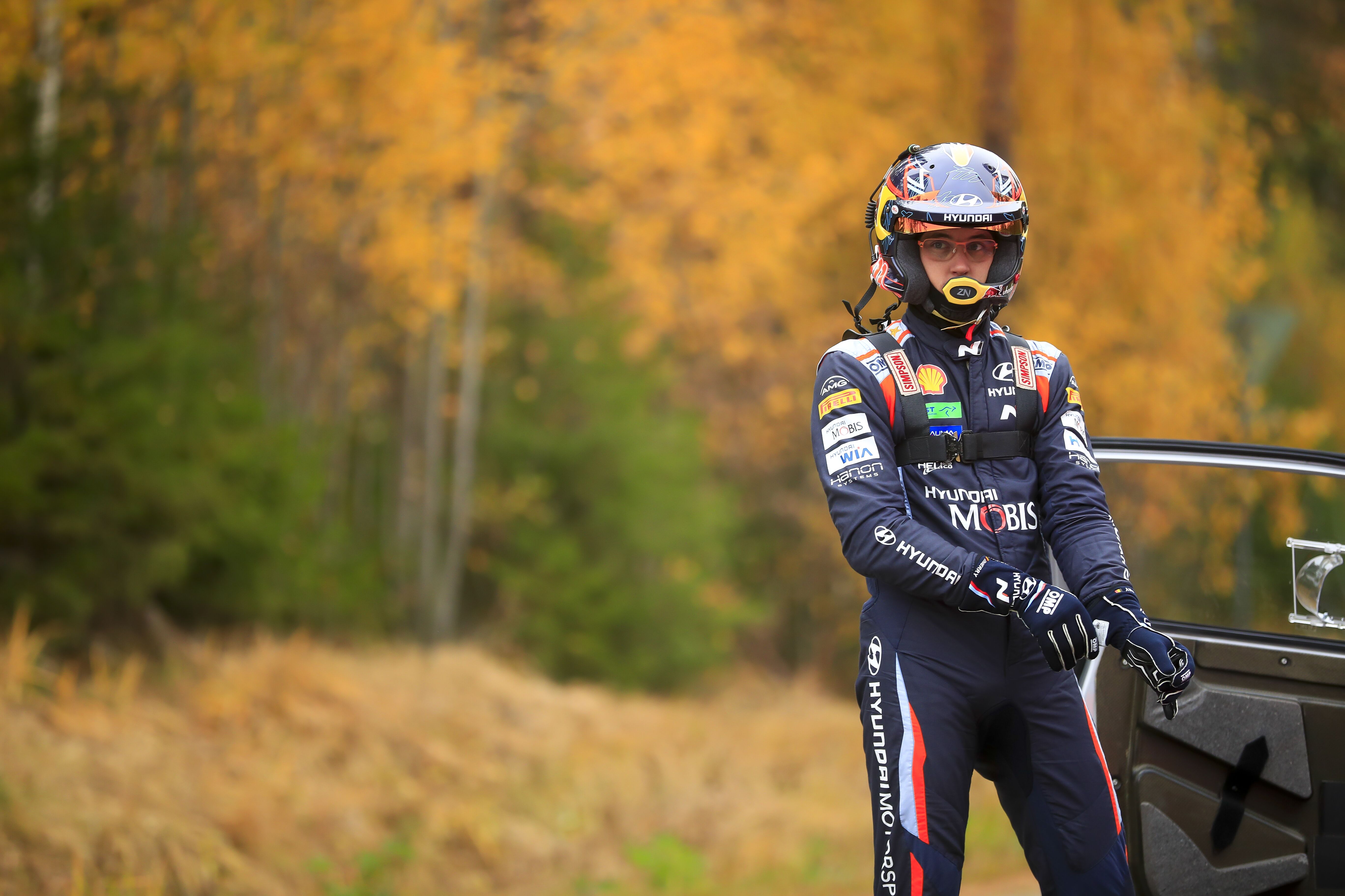 Neuville0FIN21cm313