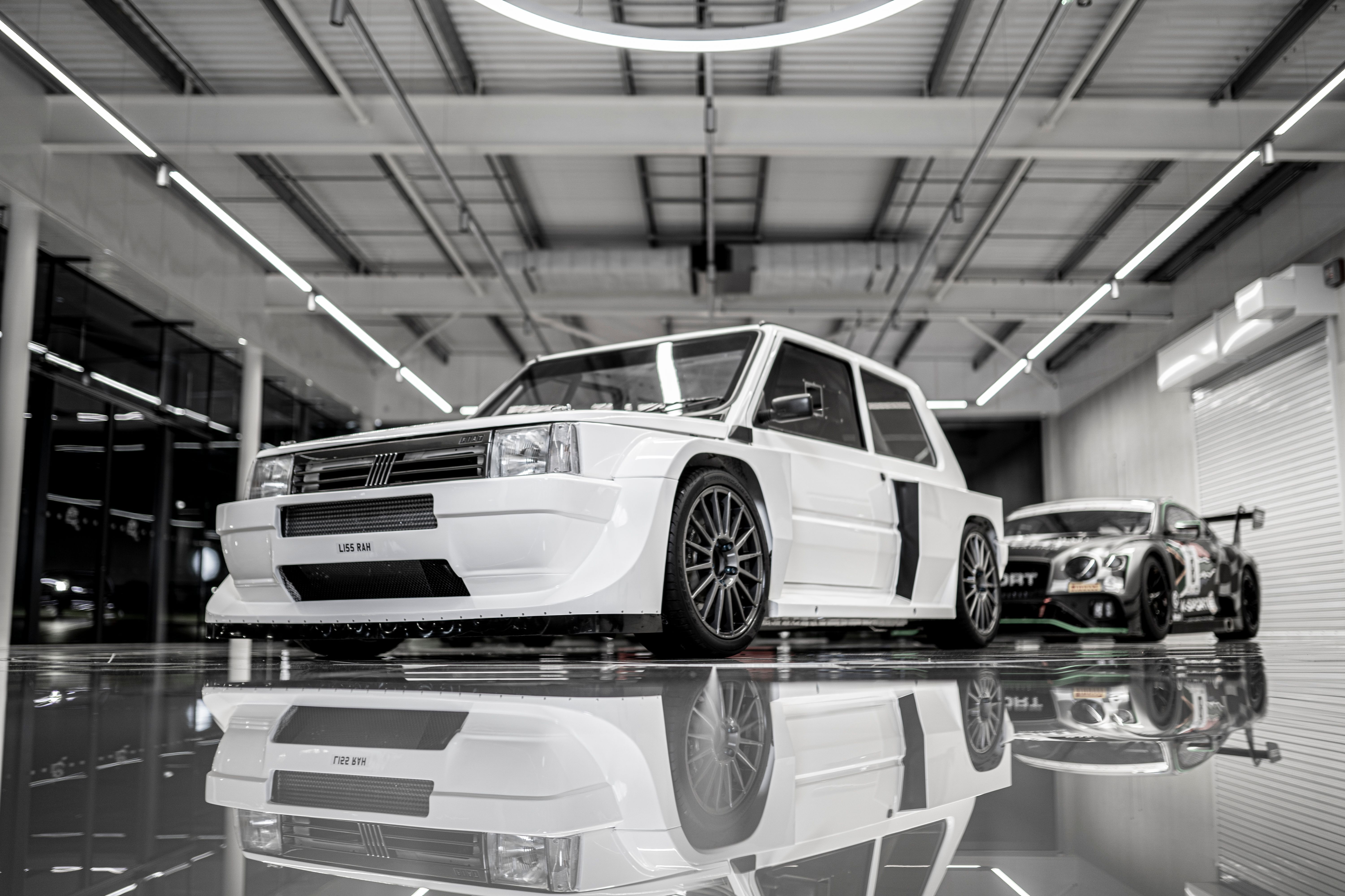 q1vw8ZEw